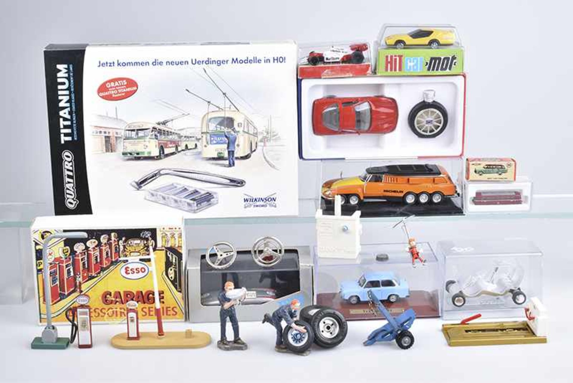 FALLER/ DINKY TOYS u.a. Bastlerkonv. ca. 15 Teile, Z 2-3