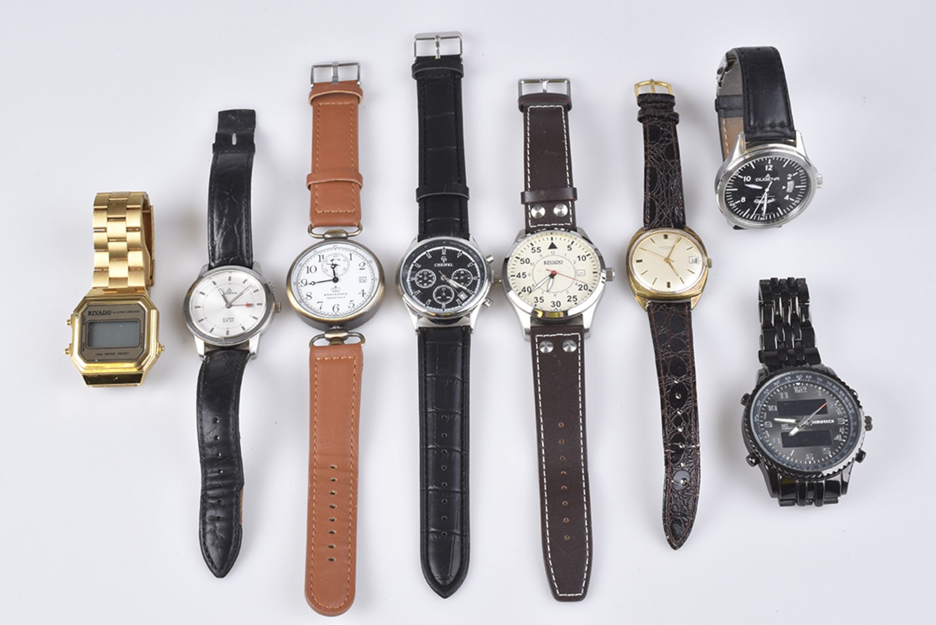 Konv. 8 Armbanduhrenunterschiedliche Modelle und Ausführungen, darunter JUNGHANS, 2x DUGENA, 5x