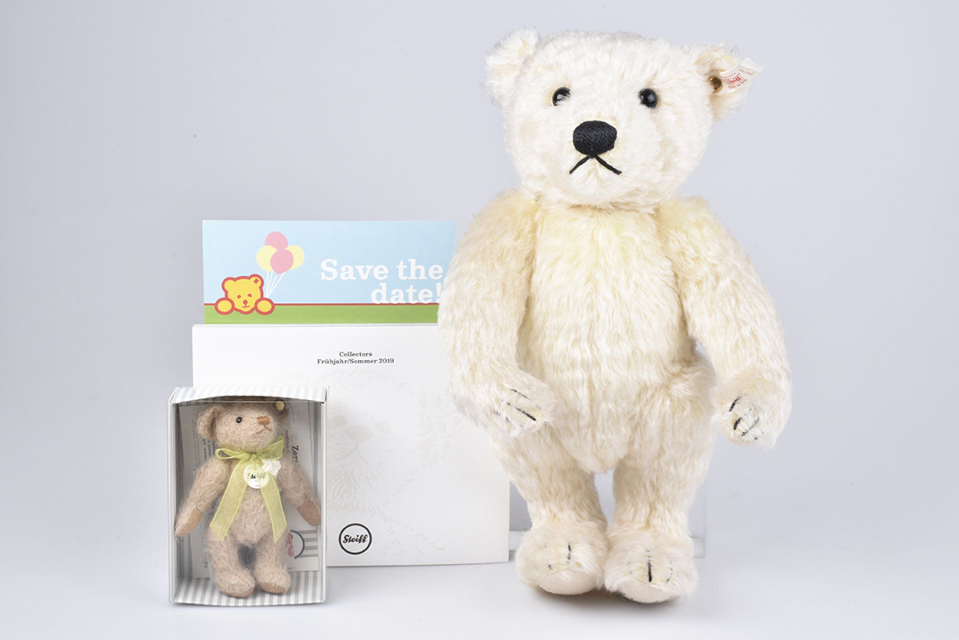 STEIFF Geschenk-SetGeschenke-Set komplett, Nr. 421558, mit Zertifikat, Schampus-Teddy 2000 KF, Nr.