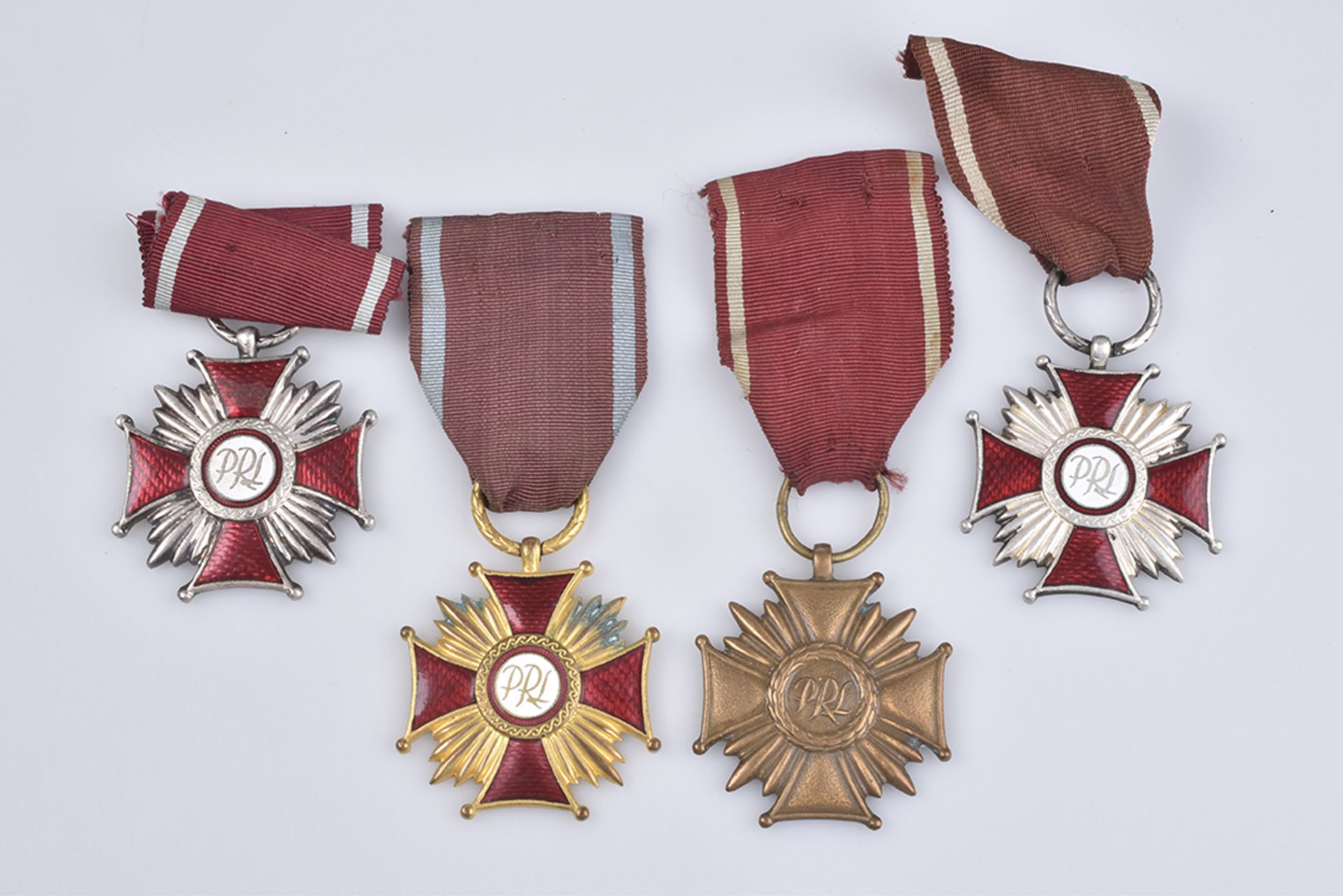 4 Verdienstkreuze der Republik Polen