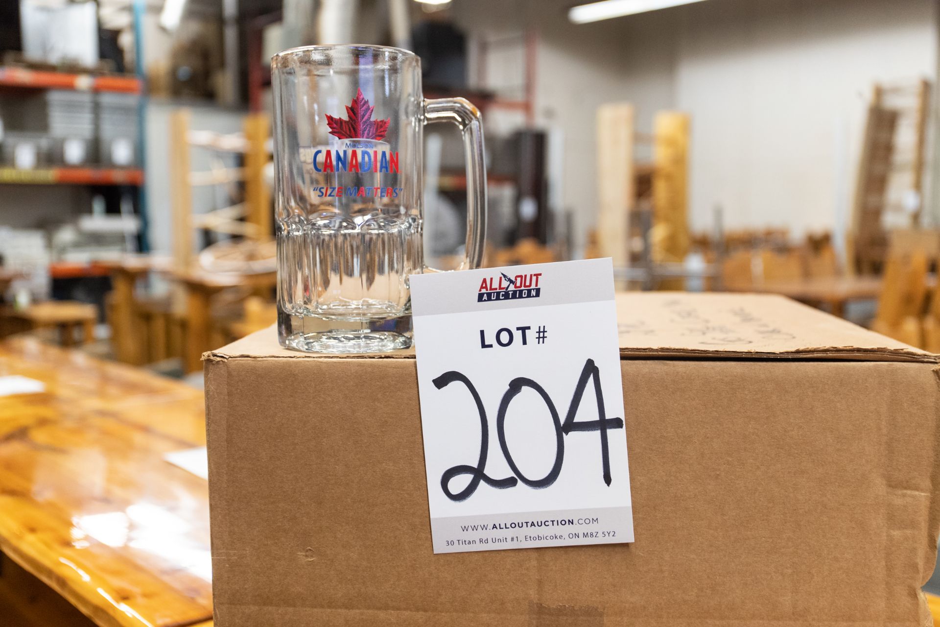 12 32OZ BRANDED BEER STEINS