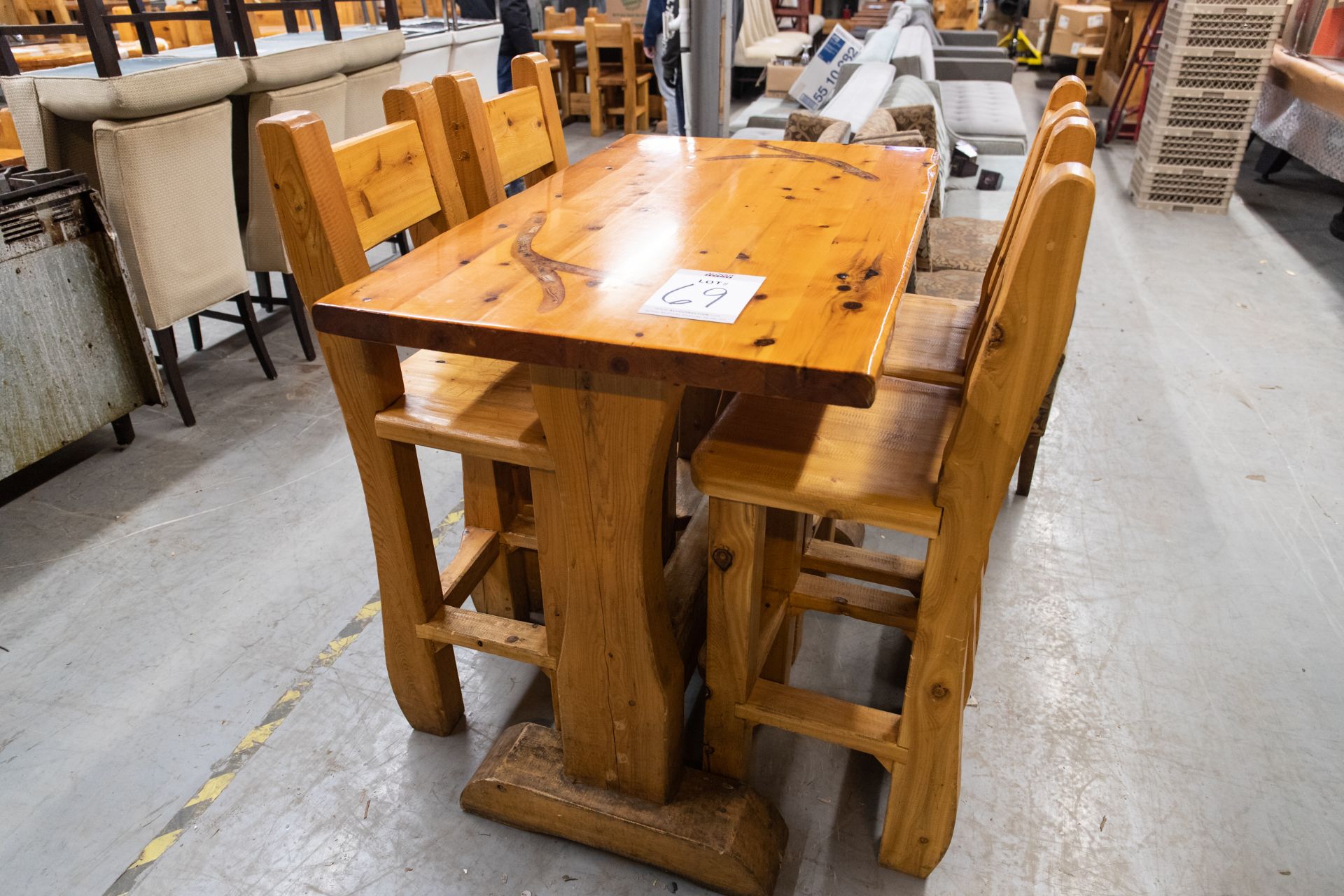 4' WHITE PINE HIGH TOP BAR TABLE WITH 4 CHAIRS - L-48" W-30" H-41''