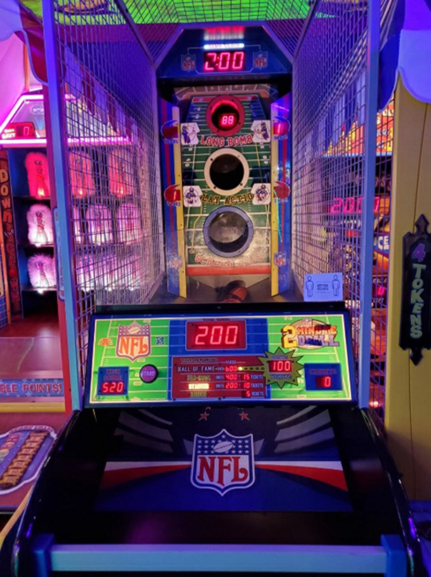 Two Minute Drill - Football Toss Arcade Game