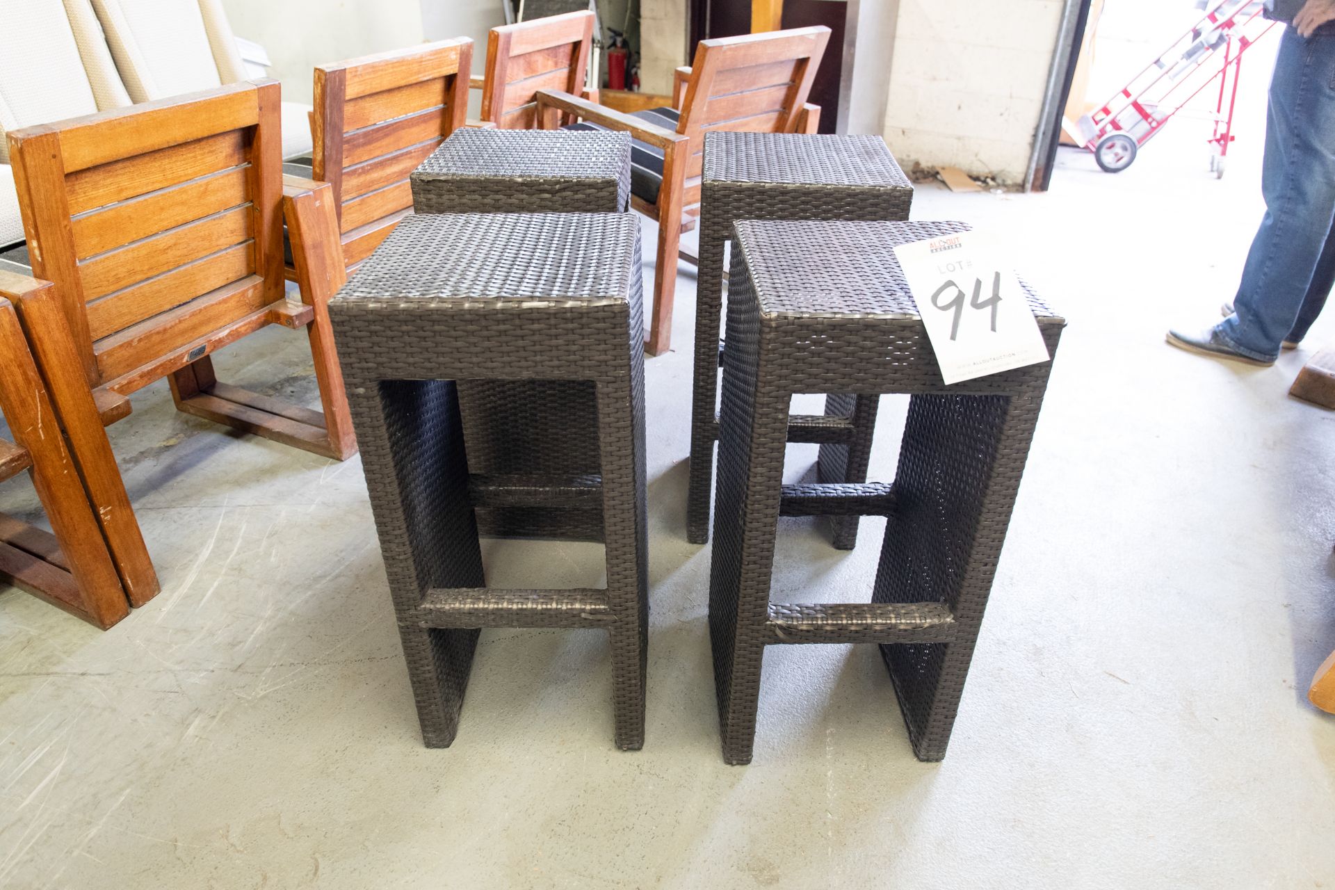 4 FAUX WICKER OUTDOOR STOOLS - Image 2 of 2