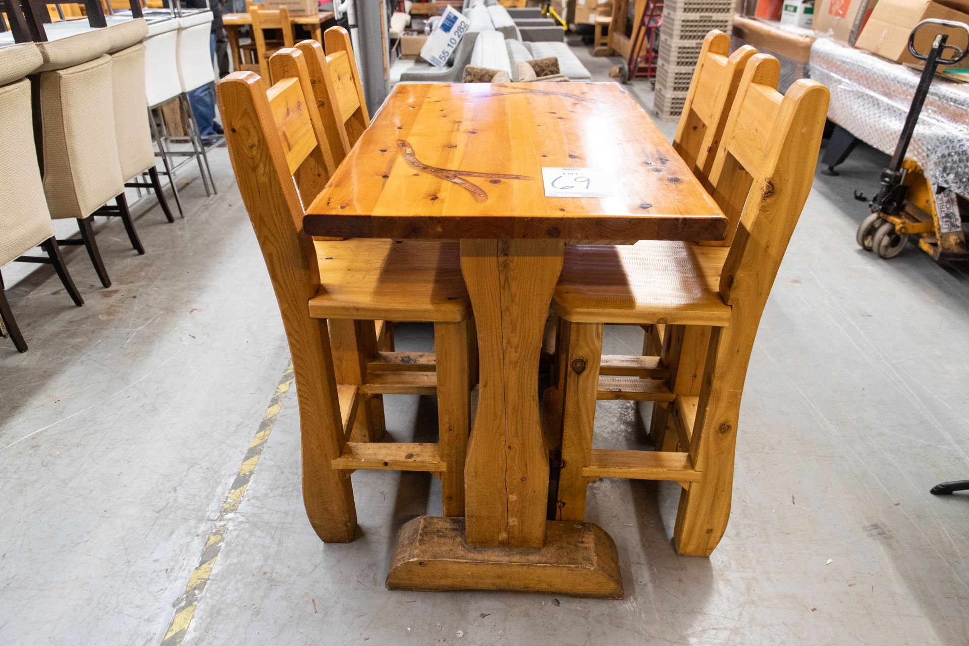 4' WHITE PINE HIGH TOP BAR TABLE WITH 4 CHAIRS - L-48" W-30" H-41'' - Image 2 of 5