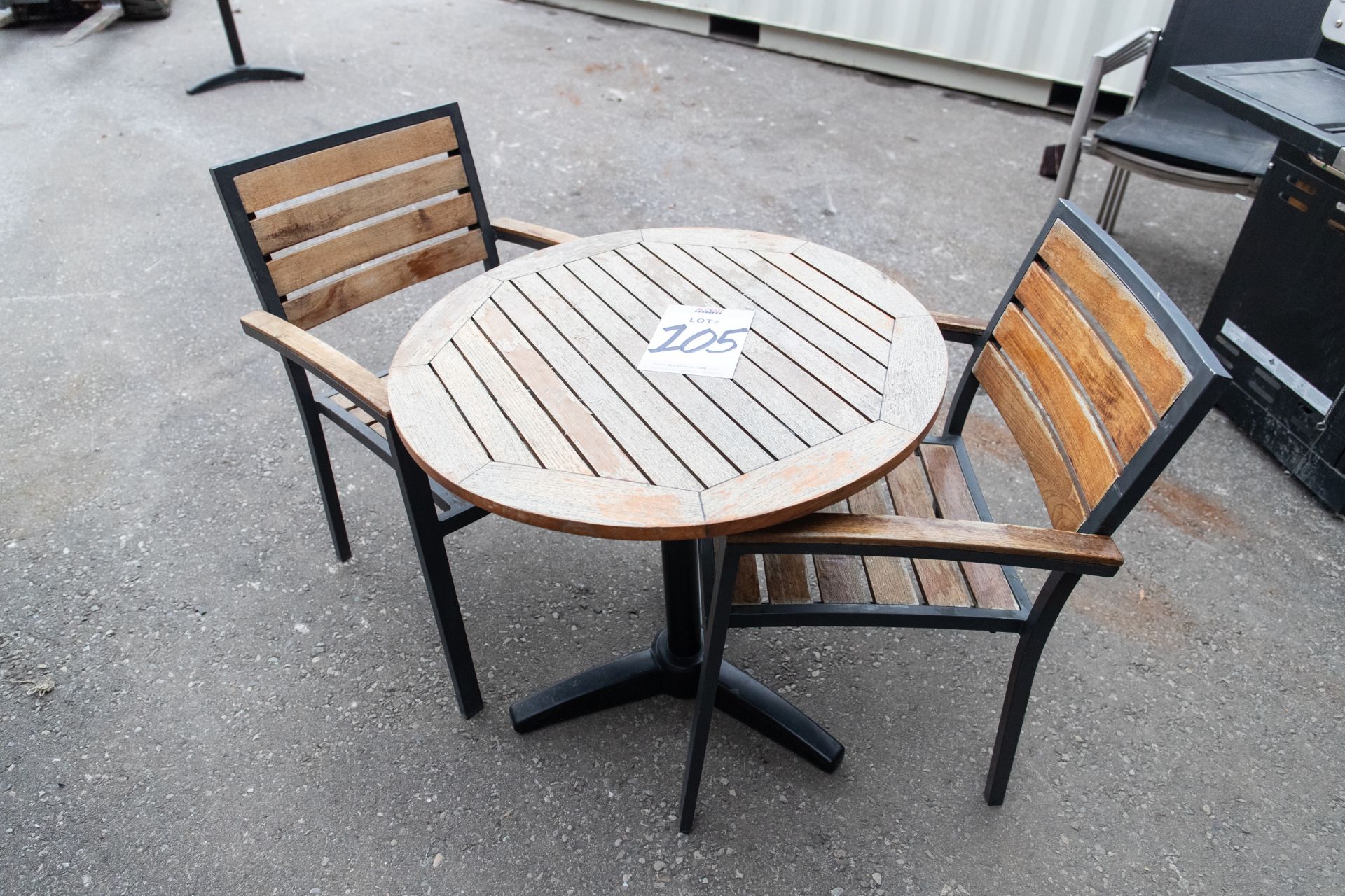 TEAK OUTDOOR ROUND TABLE WITH 2 CHAIRS - Image 2 of 3