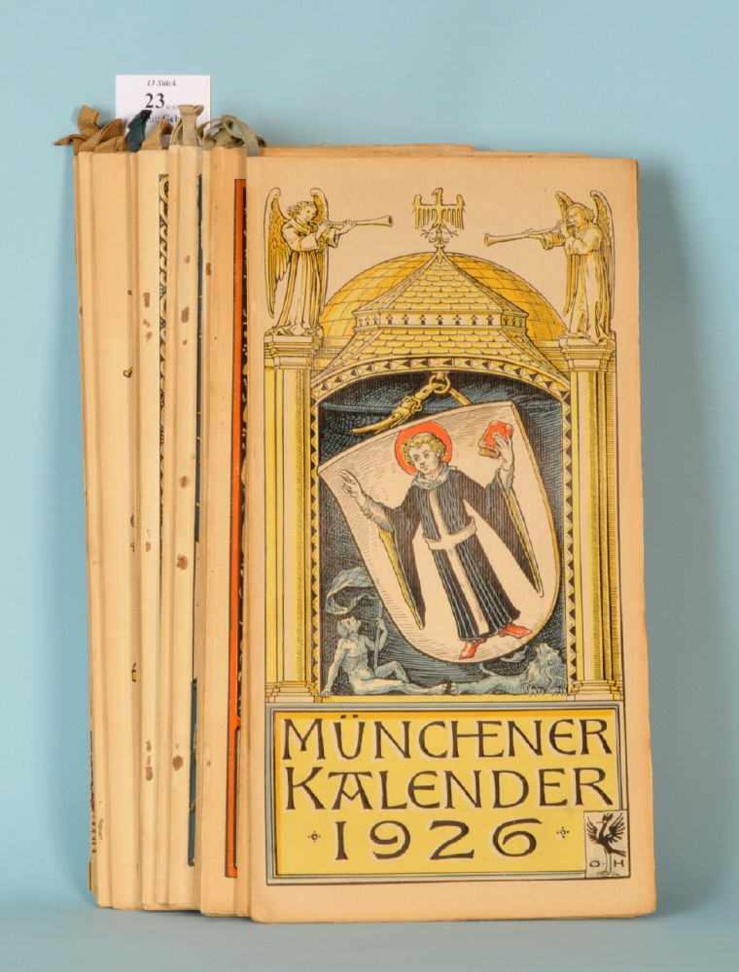 Münchener Kalender, 13 StückJhrge. 1907-18/26, zahlr. farb. Wappenabb., Vlg. G. Manz, München,