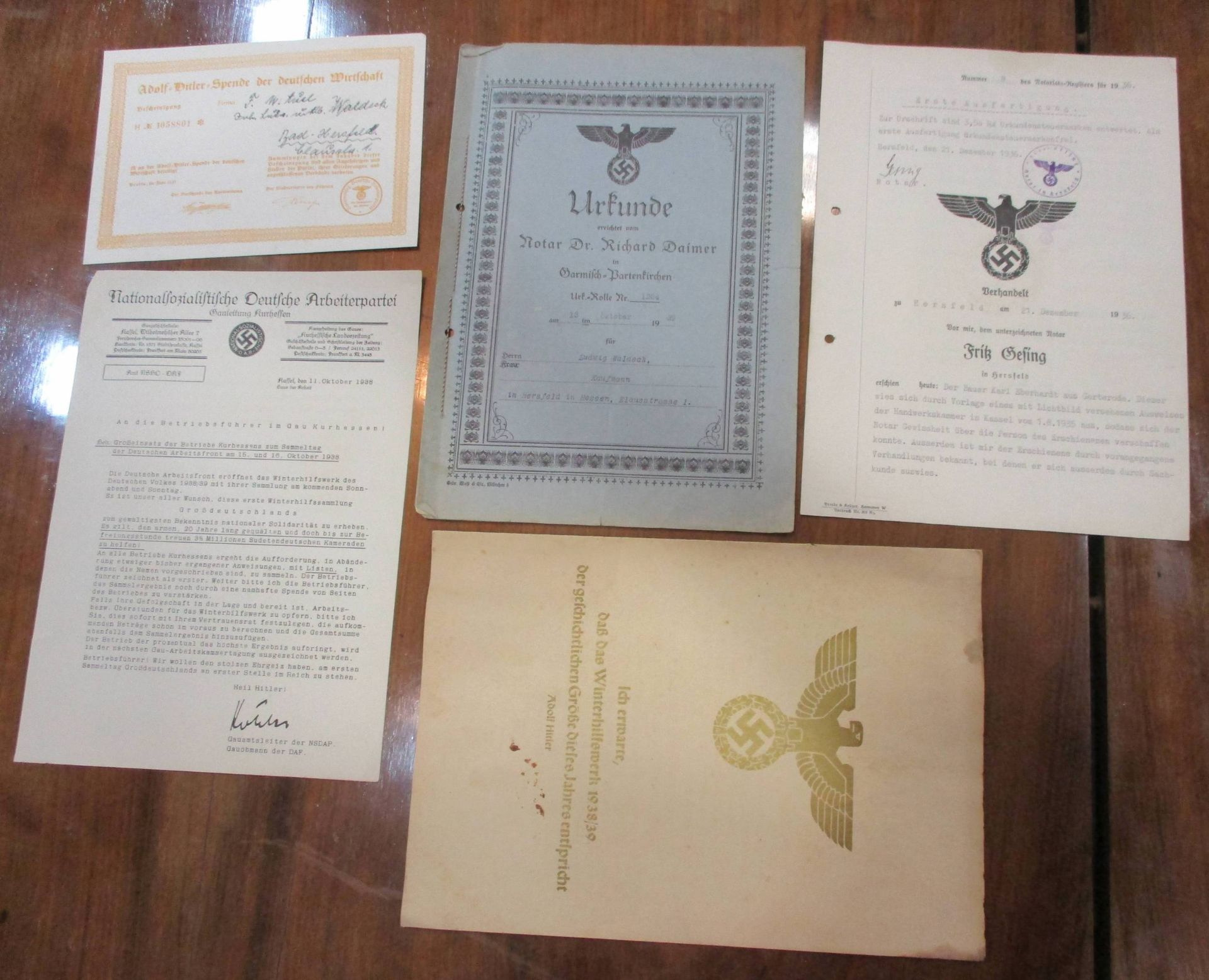 Dokumente, Konvolutu.a. Verleihungsurkunden, Besitzzeugnisse, Handschreiben, meist 3. Reich, im - Bild 10 aus 13