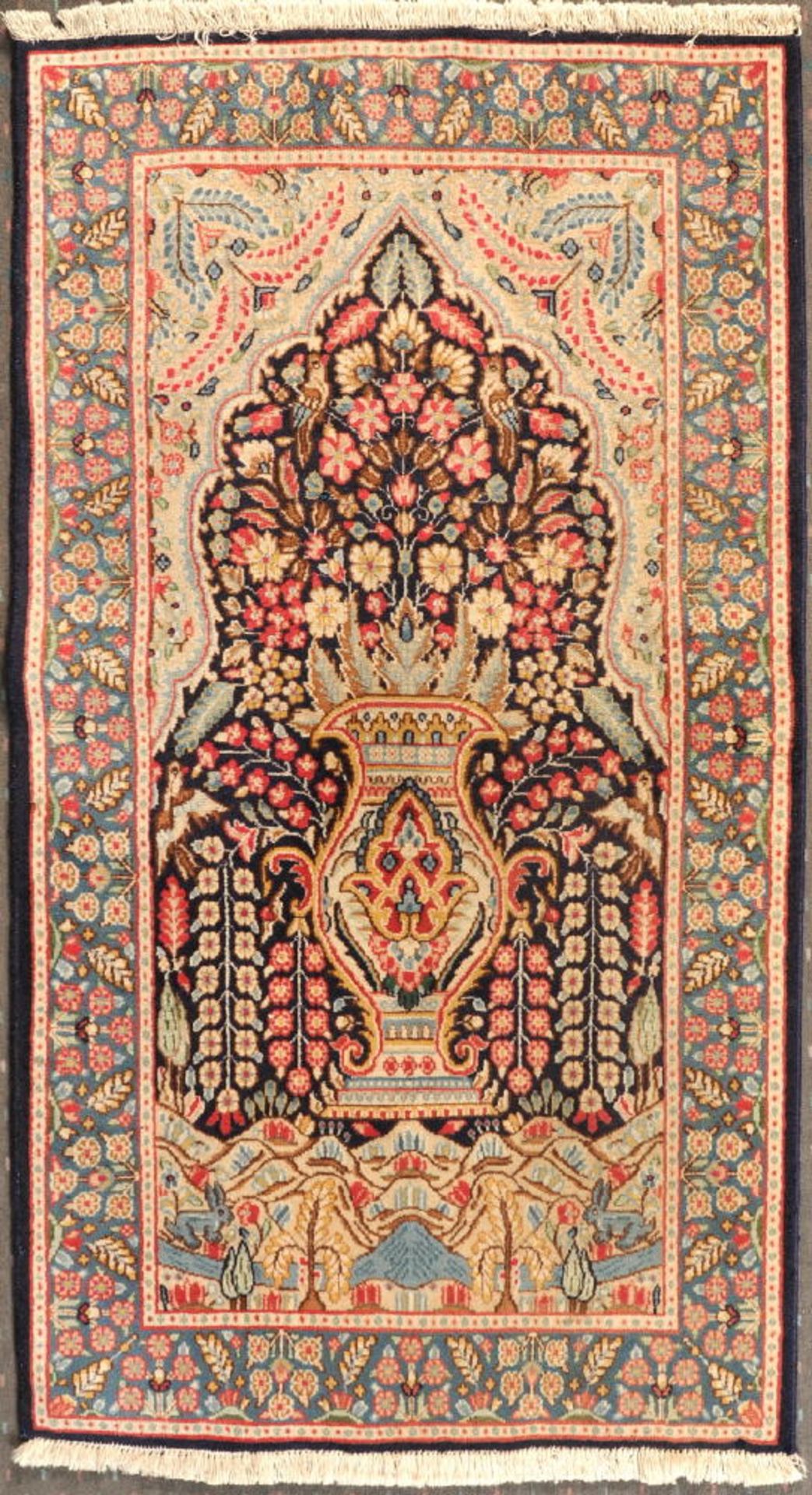 Gebets-Kirman, Persien, 90 x 160 cmälter, Wolle, sehr feine Knüpfung, dunkelblaugrundig,