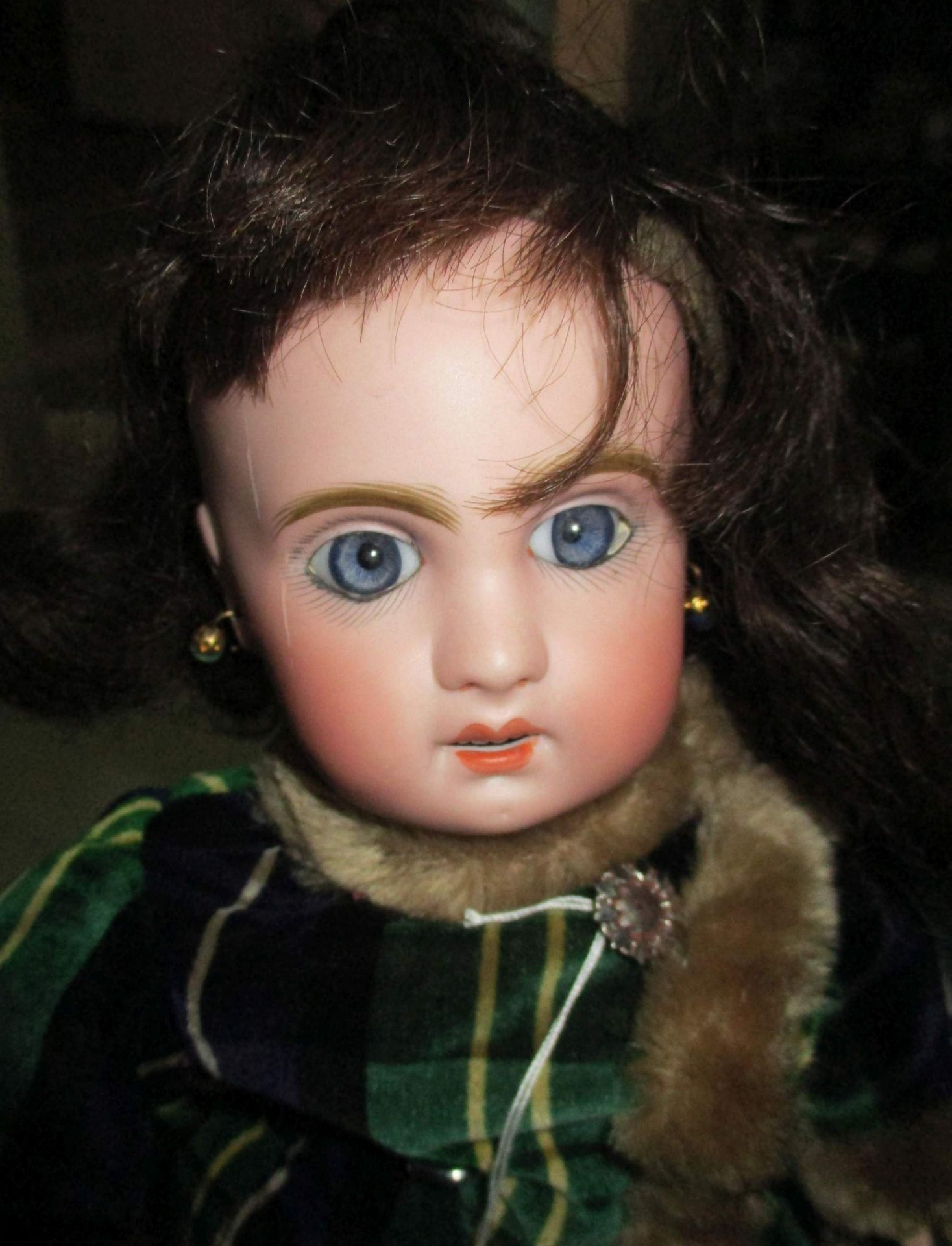 Puppe - MädchenKopf Porzellan, Glasaugen, offener Mund, durchstochene Ohren - Bild 8 aus 13