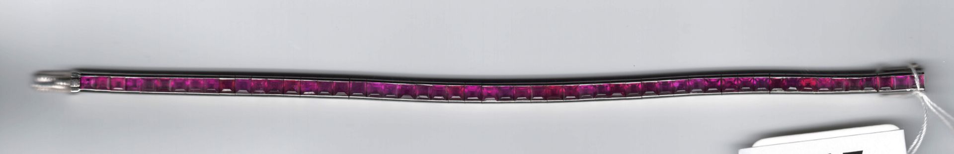 Armband - Streifenarmband750 WG, ca. 29 g, Rubin-Carrés ca. 12,19 ct., L= 18 cmArmband - - Image 5 of 9