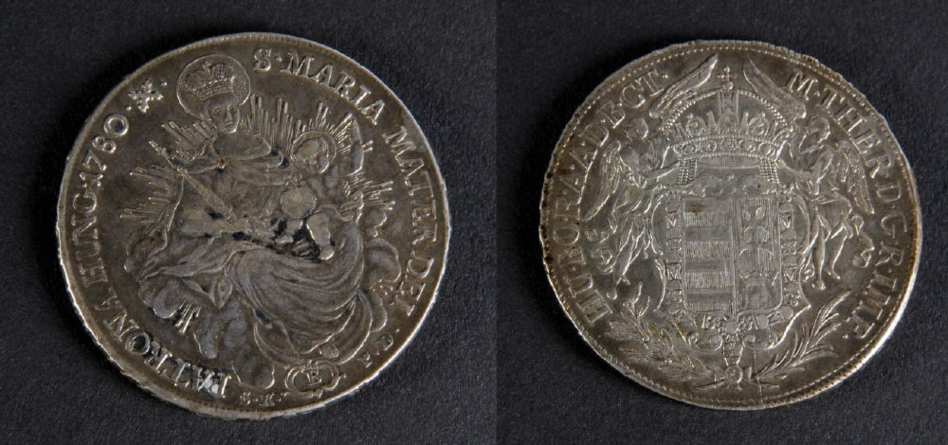 Medaille "S. Maria Mater Dei Patrona Hung. 1780"Silber, 27 g, D= 4 cmMedaille "S. Maria Mater Dei