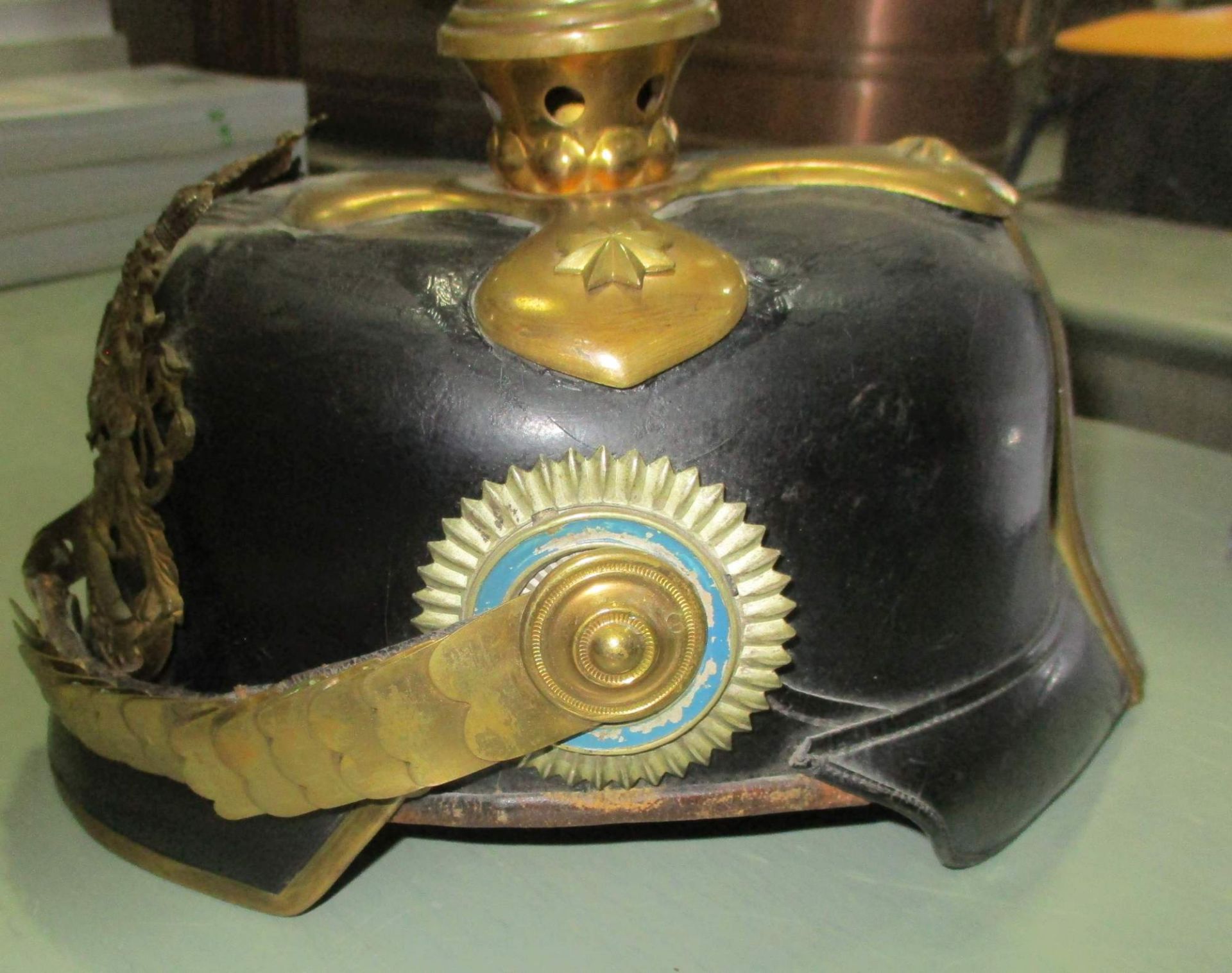 Bayerische Offiziers-Pickelhaube - Bild 5 aus 6