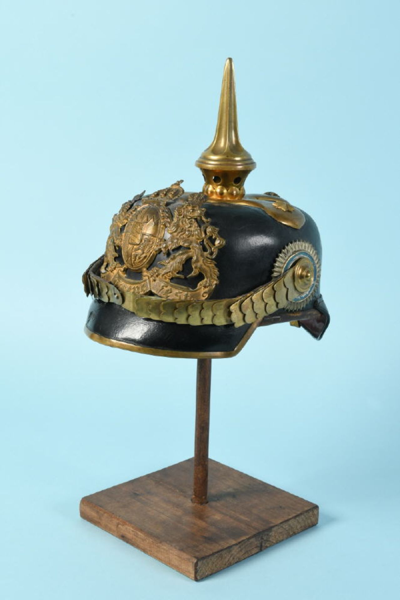 Bayerische Offiziers-Pickelhaube