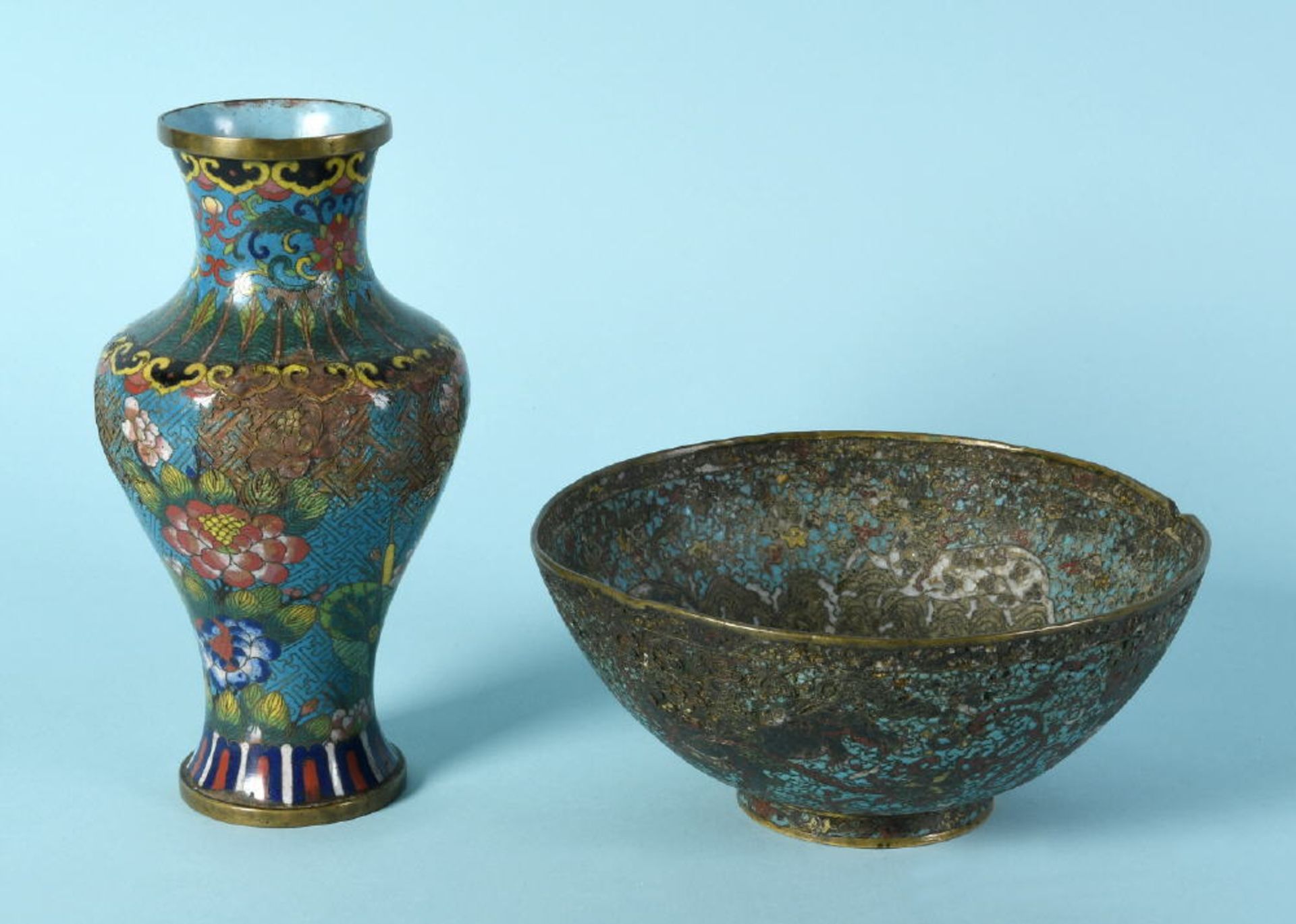 Schale und Vase