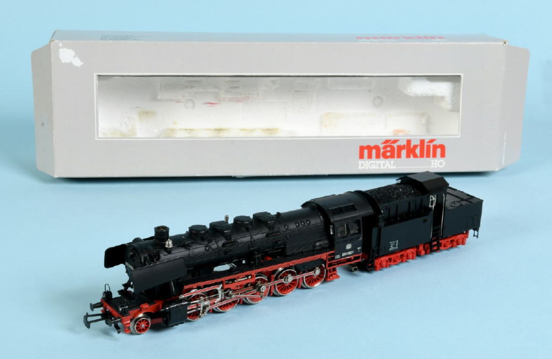 Märklin - Dampflok mit Tender, Nr. 3684