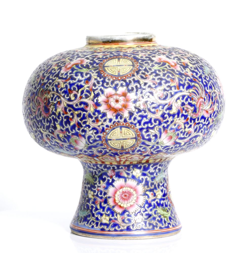 Chinese enameled vase, . Republic period