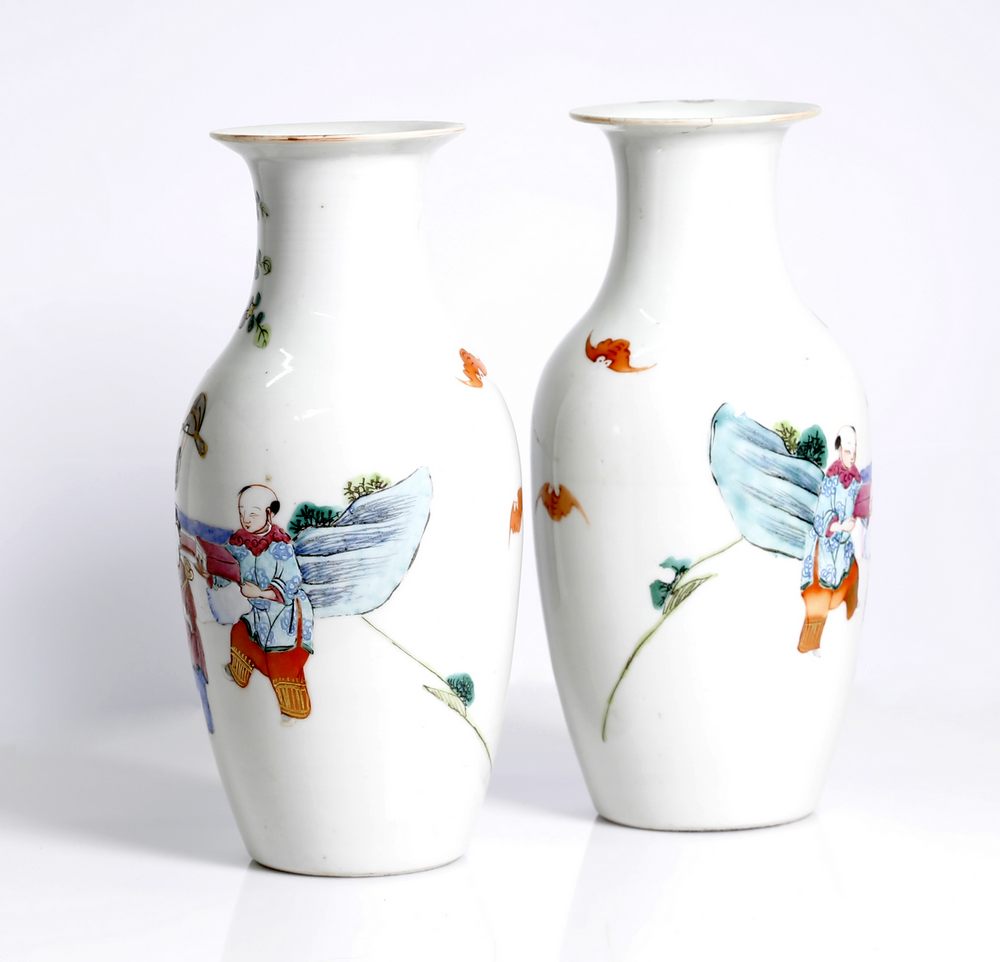 A pair of Chinese porcelain vases, depicting young boys. Republic period - Image 2 of 3