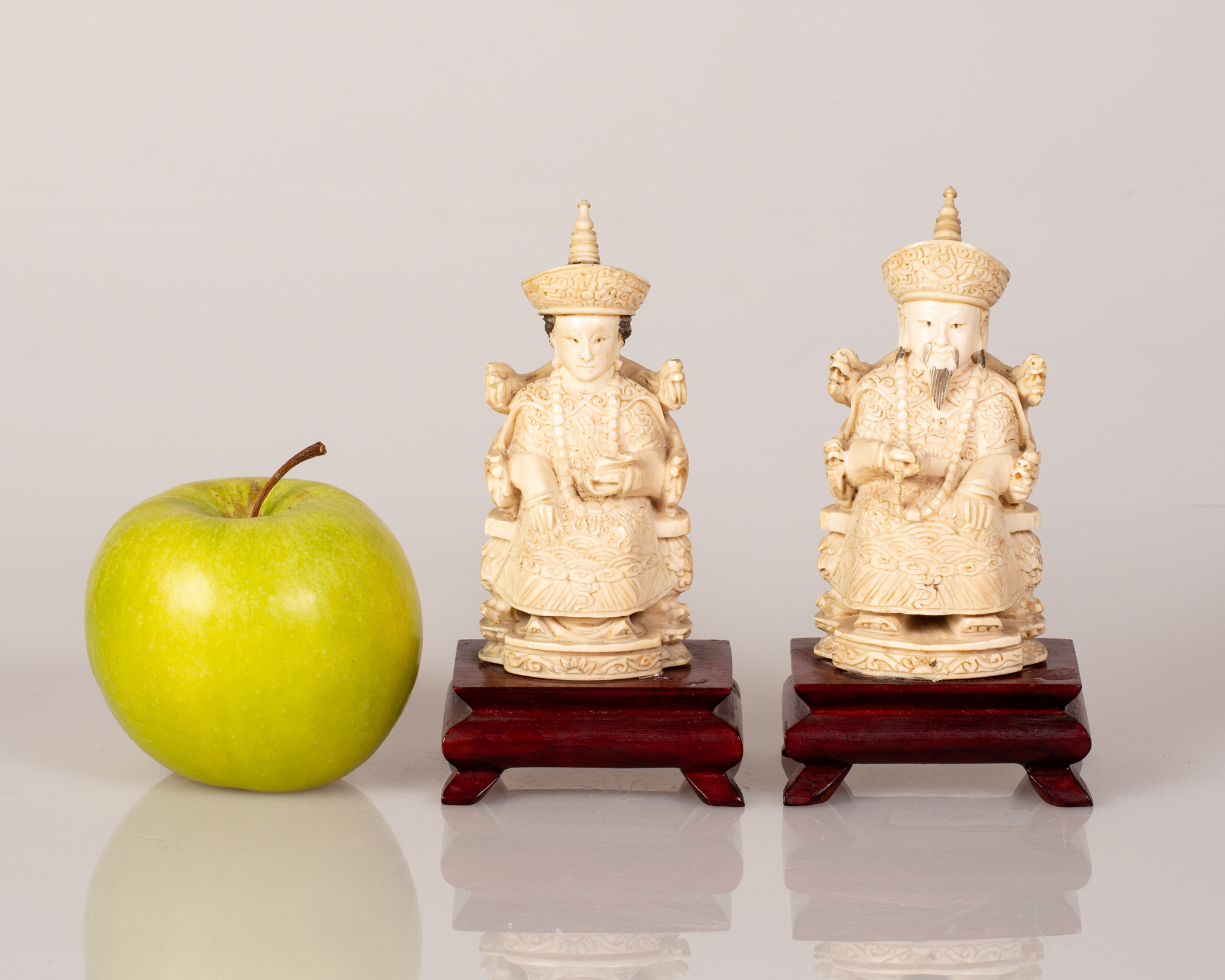 Pair of Old Chinese Bone Sculptures Emperor & Empress Figure on Wooden Stand - Image 3 of 3