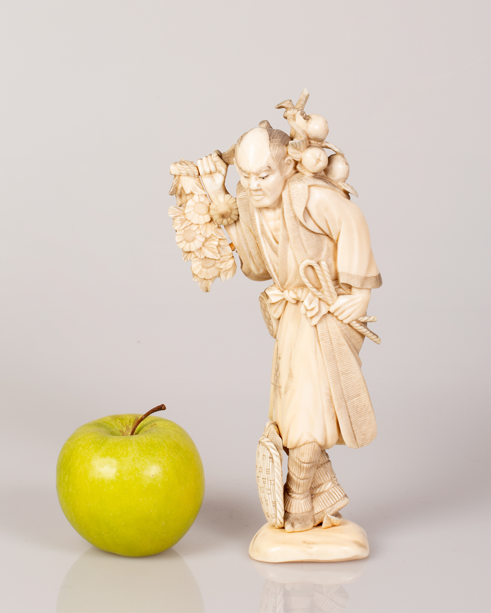Old Japanese Okimono Bone Sculpture, Figure Holding a Fruit Branch - Image 4 of 4