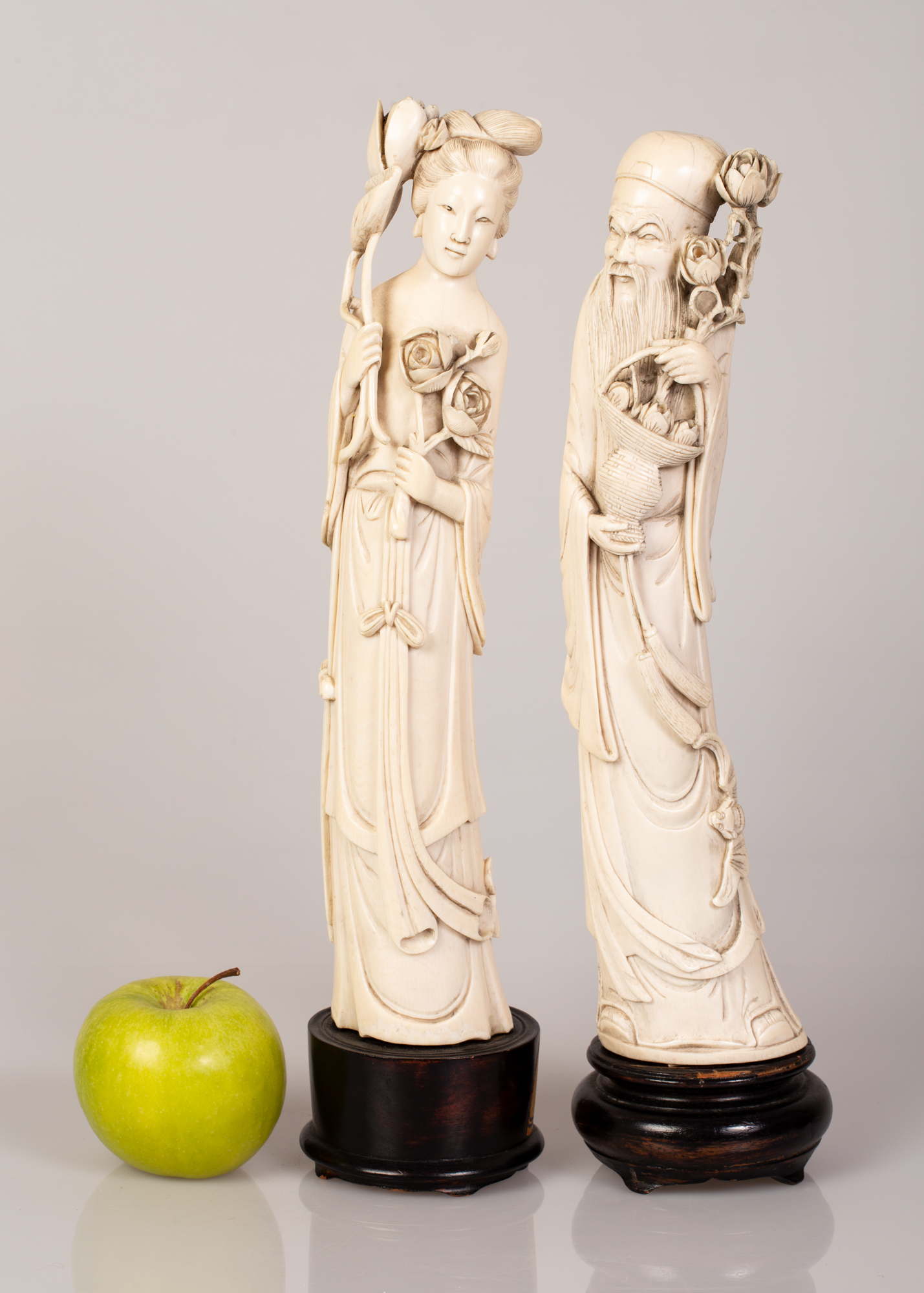 Pair of Chinese Bone Sculptures Figure of Man & Woman Holding Flowers - Image 3 of 3