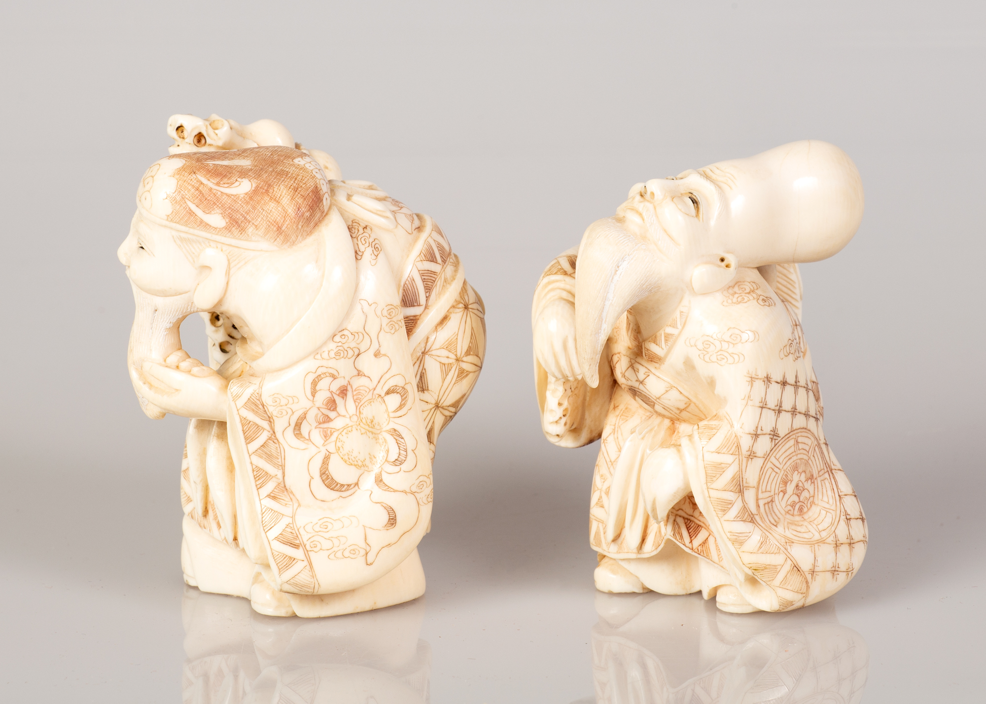 Pair of Chinese Bone Statuettes The Immortals Figure - Image 2 of 5