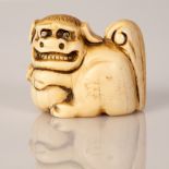 Japanese Netsuke, Foo Dog Bone w/ Protruding Eyes