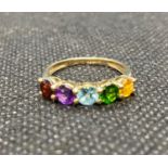 9ct 5 multicoloured stone ring 1g