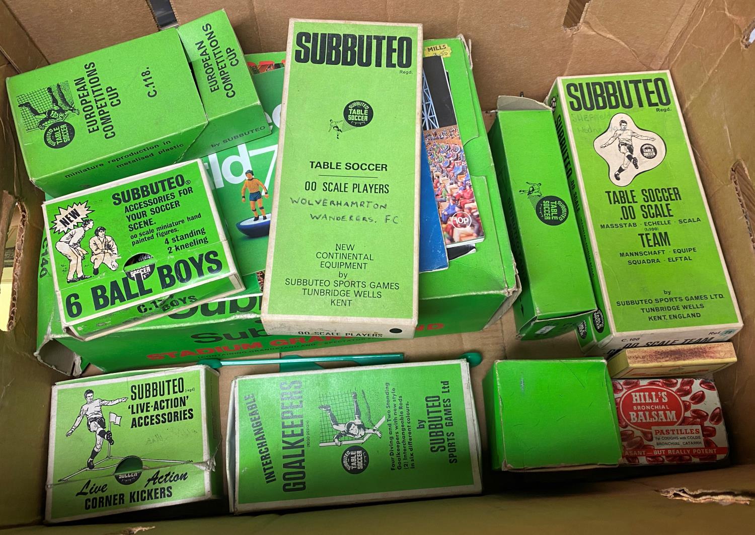 Large collection early 70s Subbuteo teams and displays - Image 7 of 7