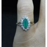 9ct Cubic Circonia and Emerald ring 1.7g