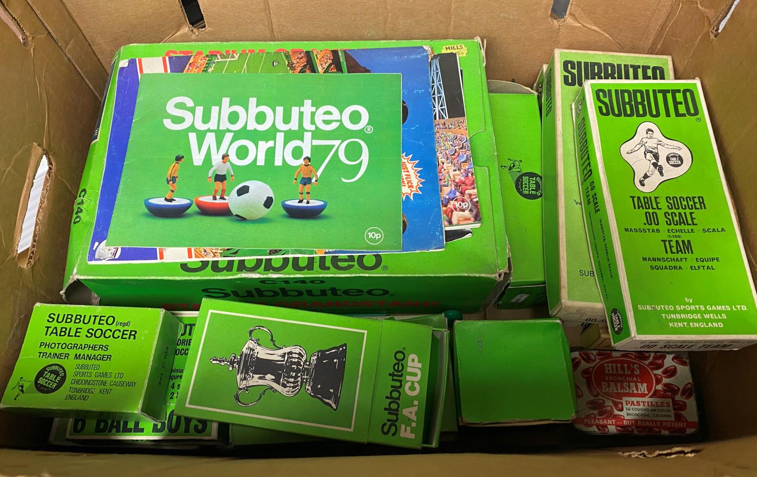 Large collection early 70s Subbuteo teams and displays - Image 6 of 7