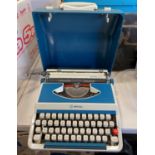 Portable typewriter