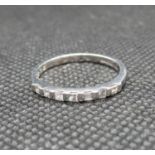 18ct white gold 7 stone princess cut diamond eternity ring stamped .25 carat