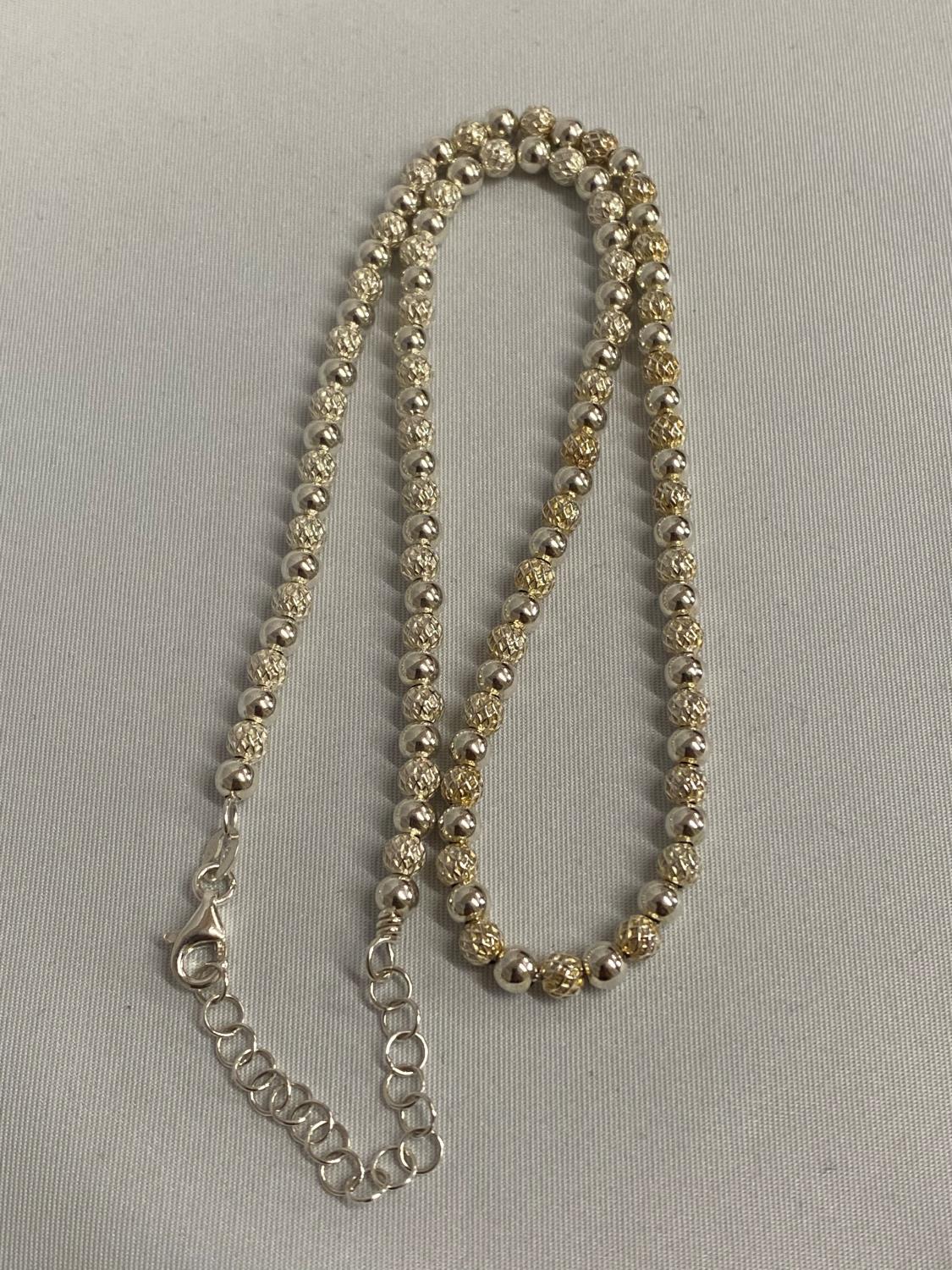 18" silver chain with alternating chased and plain bobble links 12g