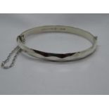 Vintage silver diamond cut bangle London 1972