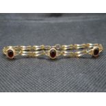 9ct gold and possibly amber inserts 7" long 4.1g bracelet