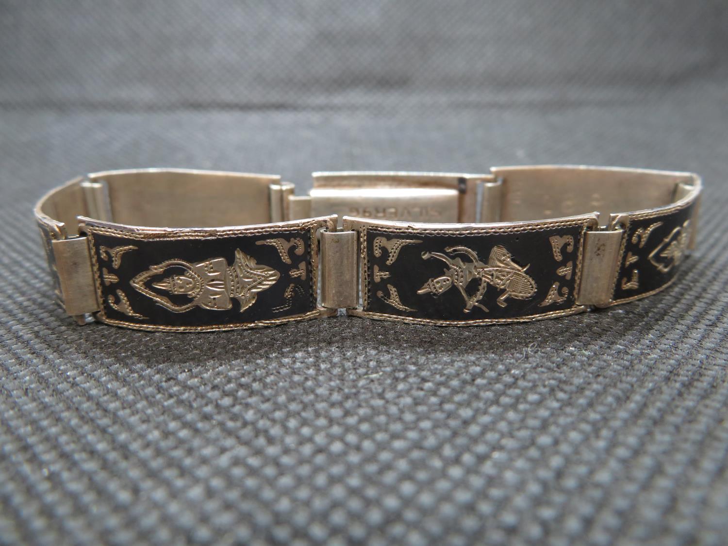 Vintage Siamese silver bracelet with Niello finish length 7.5" 18.5g