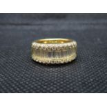 18ct gold Artisan made ring with baguette cut diamonds and brilliant cut diamonds 13g 1.5 - 2 ct