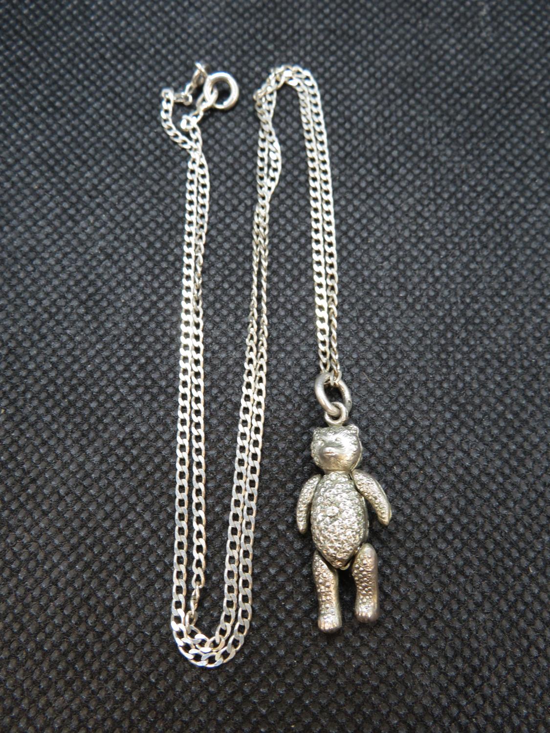 vintage silver articulated Teddy Bear pendant on 18" silver chain 5g