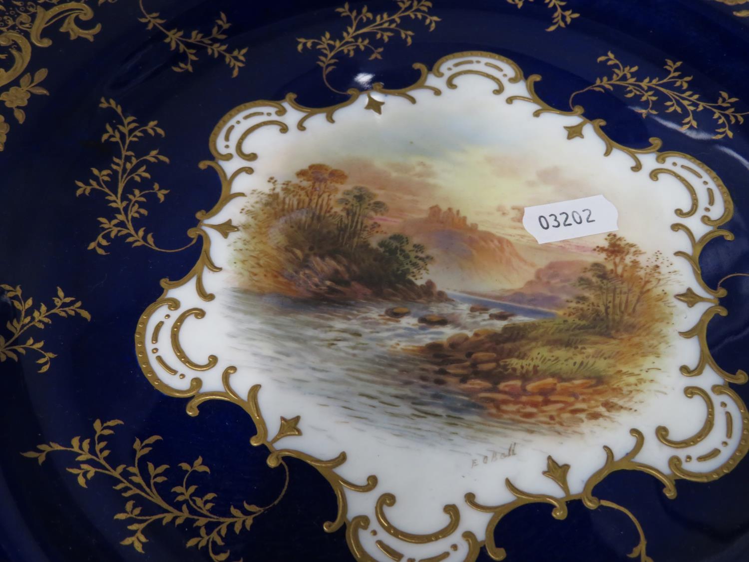 Signed Coalport Hawthorn Den hand painted charger plate by E O Ball - Bild 2 aus 2