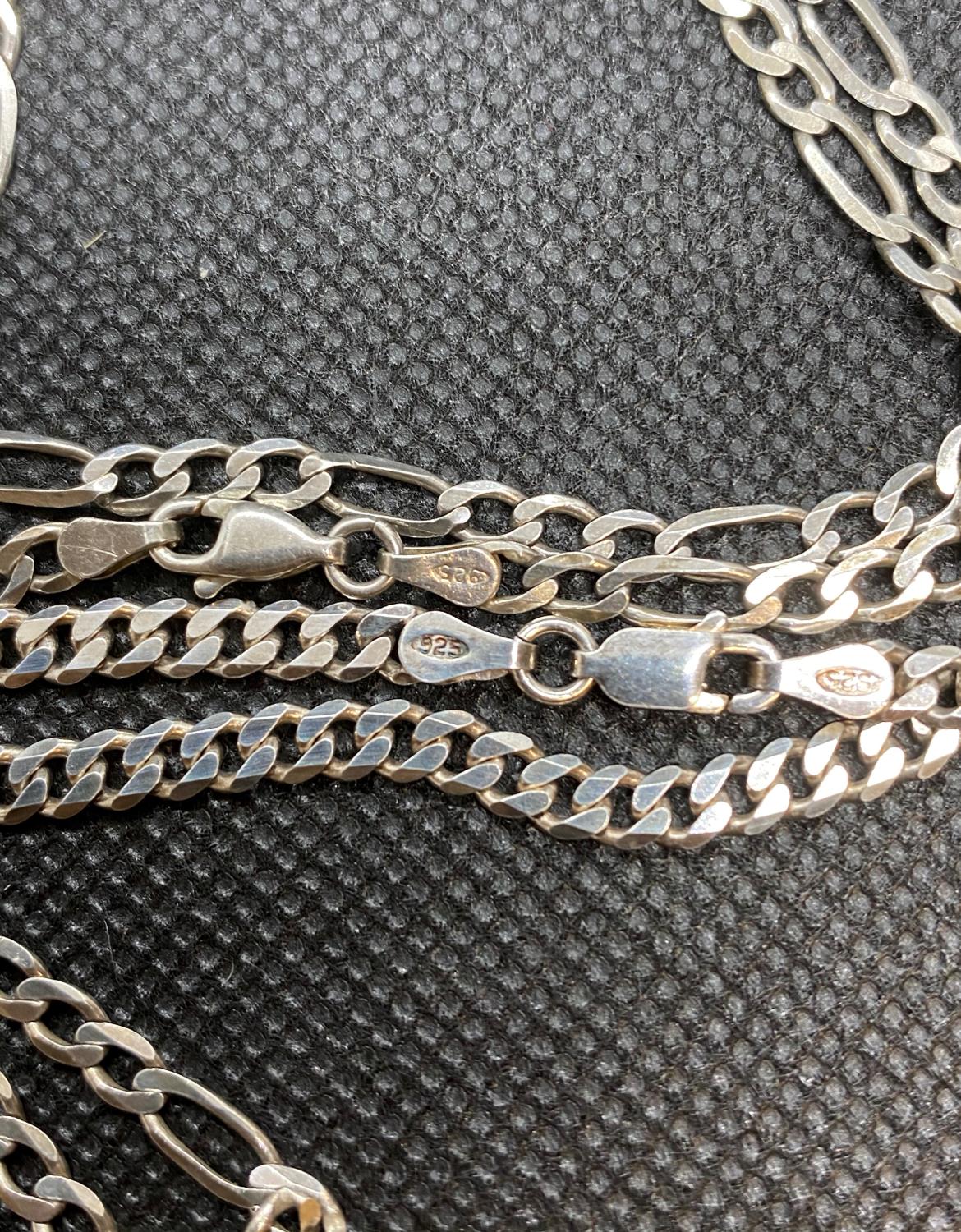 2x silver chain HM 1 is 18" curb link and 1 is figaro chain 22g total weight - Bild 2 aus 2