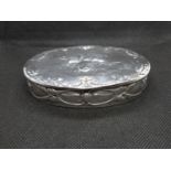 Silver table snuff box by William Comyns London 1904 83g