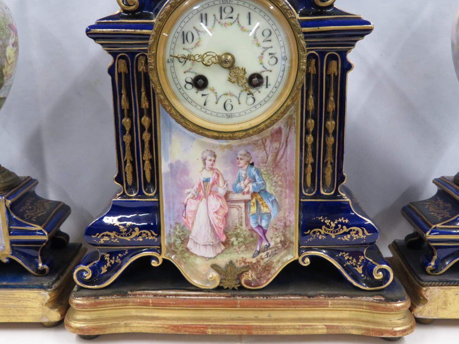 French hand painted vases on plinths with French hand painted clock - fully working - Bild 3 aus 19