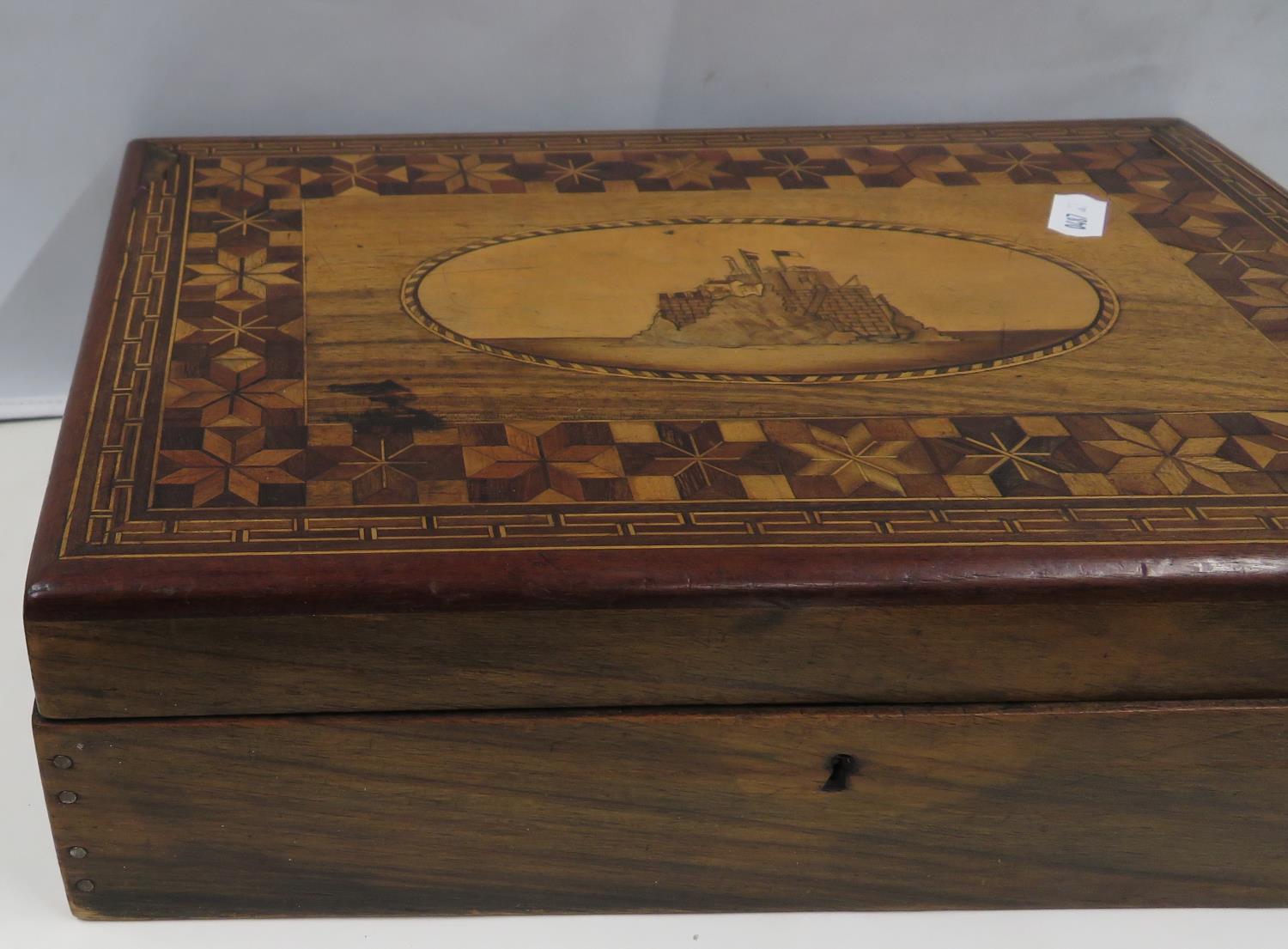 Marquetry wooden box possibly POW work with French Martello Tower in middle - Bild 2 aus 4