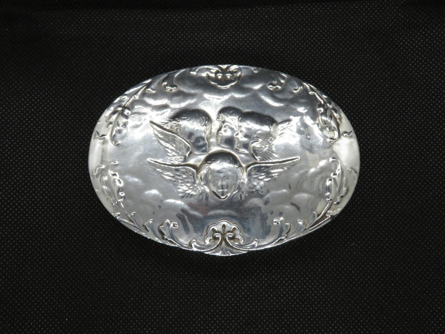 Silver table snuff box by William Comyns London 1904 83g - Image 2 of 3