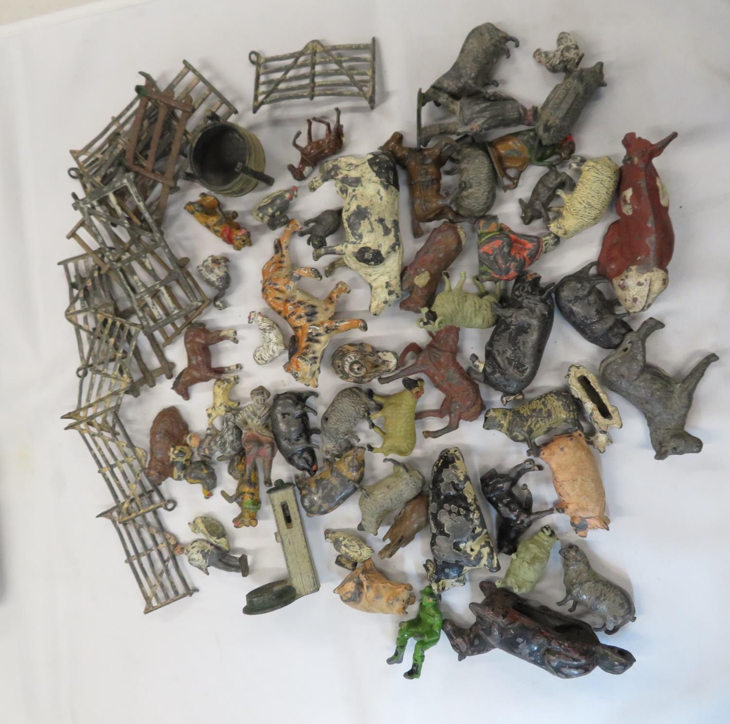 Collection of Early Britains lead farm animals and accessories - Bild 3 aus 5