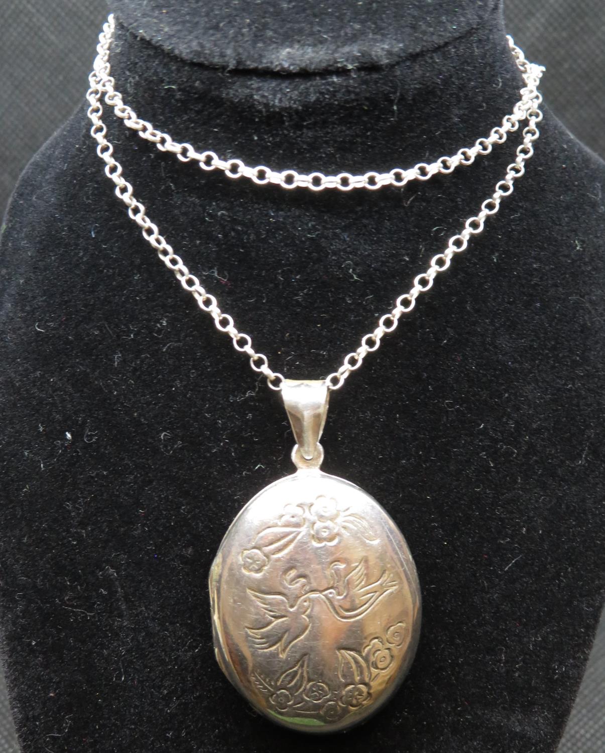 Silver locket with verse onn reverse on 18" belcher link chain 12g