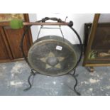 32" frame and 15" dinner gong freestanding with beater