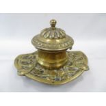 Brass inkwell within liner