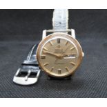 Vintage Omega mens automatic Constellation day/date watch - running but requires service - day and